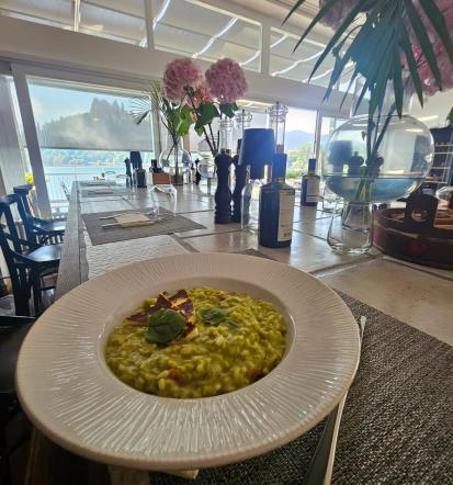 Prostor za zaključene družbe Bled, Gorenjska