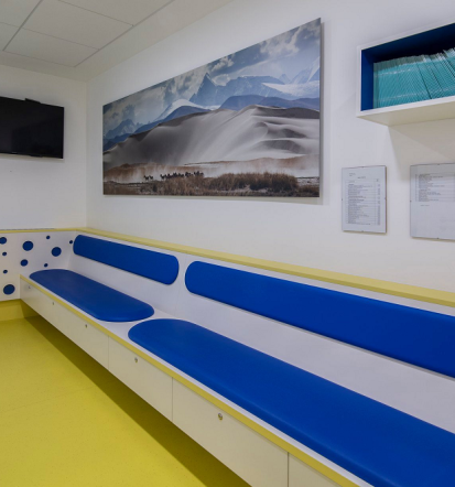 Ugoden implantat Ljubljana, rezervirajte termin