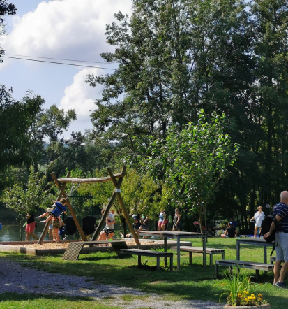 Ugoden najem prostora za praznovanje Bela krajina, Slovenija