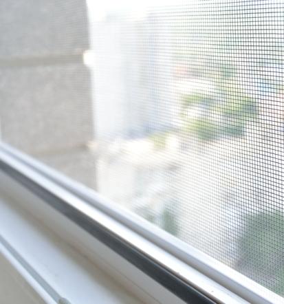 Cenovno dostopna montaža plise komarnikov Ljubljana za vsak dom