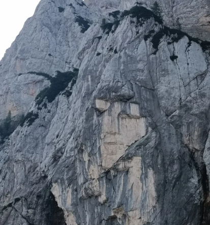 Strokovno vodenje po Julijskih Alpah, spoznajte lepote gora