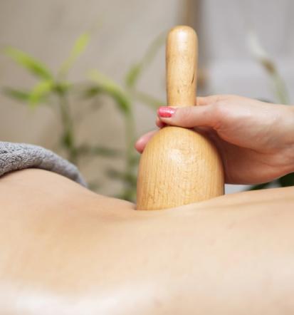 Preoblikovanje telesa z maderoterapijo