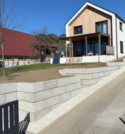 Kocke za betonske škarpe Slovenija, pokličite za ponudbo