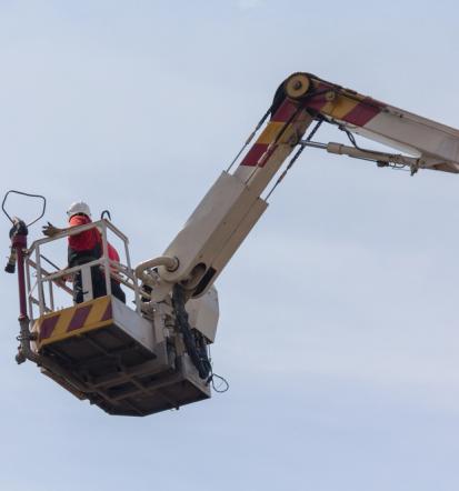 Ugodne najem dvižnih ploščadi Slovenija