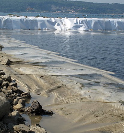 Hidrogradnja z uporabo geomrež in geotekstila