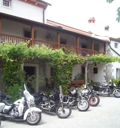 Turistična kmetija Kras
