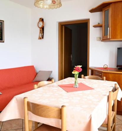 Apartmajska hiša Dutovlje