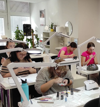 Tečaji urejanja nohtov Savinjska