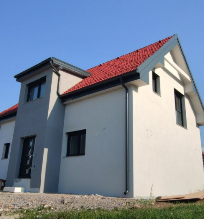 Hitro, varno in premišljeno do novega doma, gradnja kvalitetnih montažnih hiš Slovenija