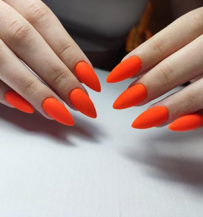 Kvalitetna manikura Maribor, okolica, rezervirajte termin zdaj