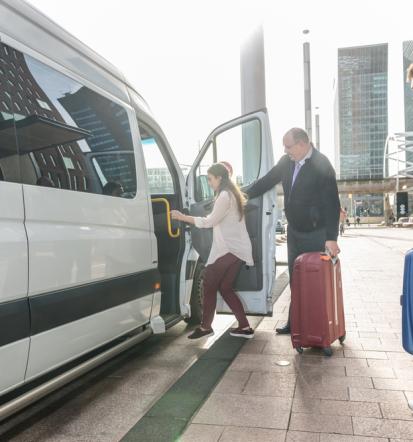 Transport ljudi po Sloveniji in tujini