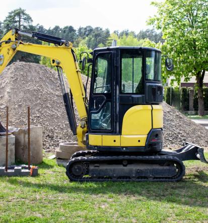 Poceni zemeljska dela Goriška
