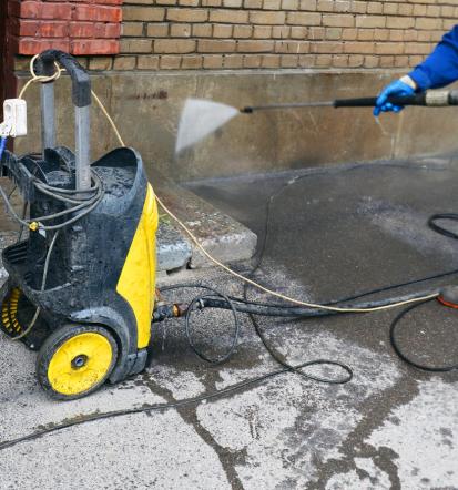 Ugodno nizkotlačno čiščenje fasad Maribor, Štajerska, Slovenija