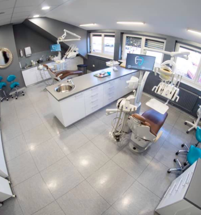 Zobozdravstvene storitve, nevidni zobni aparat Maribor