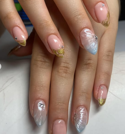 Podaljševanje nohtov Kranj