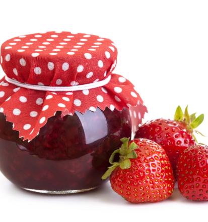 Sveže jagode, maline, borovnice in med, Maribor