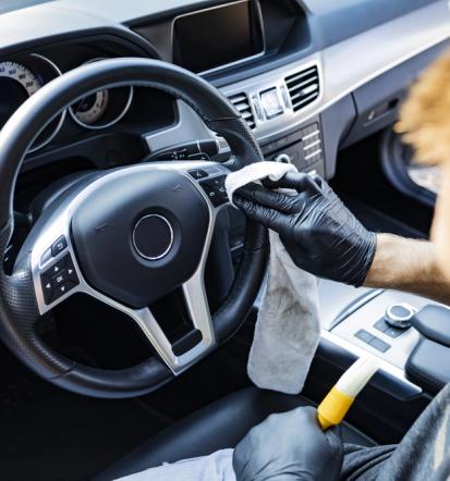 Obnova laka in zaščita avtomobila pred vremenskimi vplivi