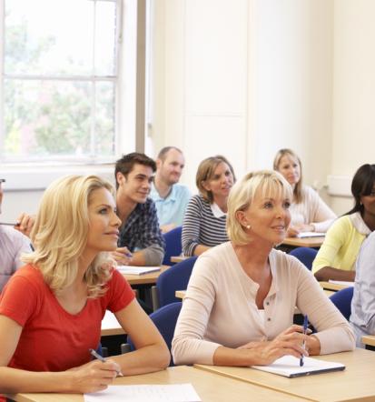 Kvalitetna izdelava dvoranskih stolov Slovenija