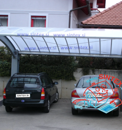 Ravni ali ločni nadstreški za sodoben dom