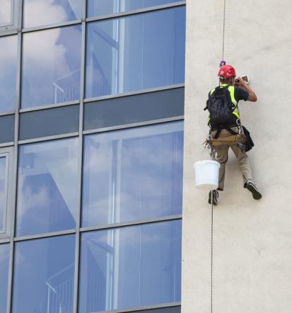 Industrijsko čiščenje in sanacija na višini Ljubljana, Osrednja Slovenija
