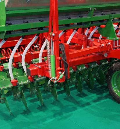 Kakovostni rezervni deli za kmetijsko in gradbeno mehanizacijo Slovenija