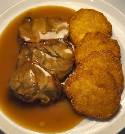 Prilagodljiv prostor za zaključene družbe v Mariboru