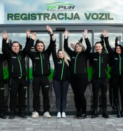 Strokovni tehnični pregledi za traktorje na terenu Podravska
