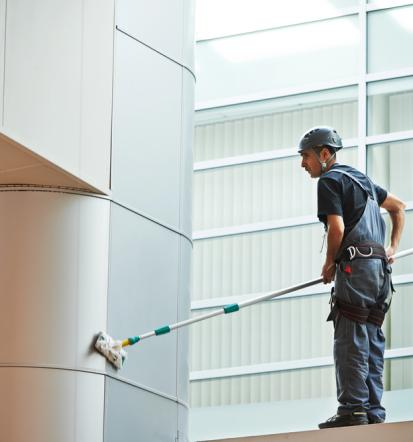 Čiščenje steklenih površin na višini Maribor