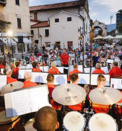 Pihalni orkester Istra, Obala