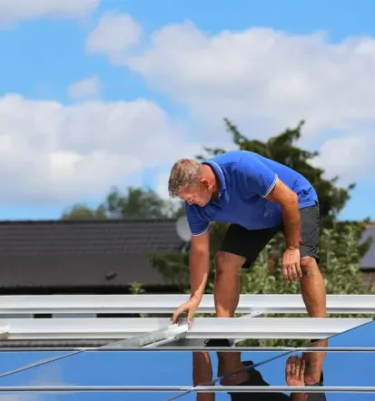 Montaža sončne elektrarne Slovenija