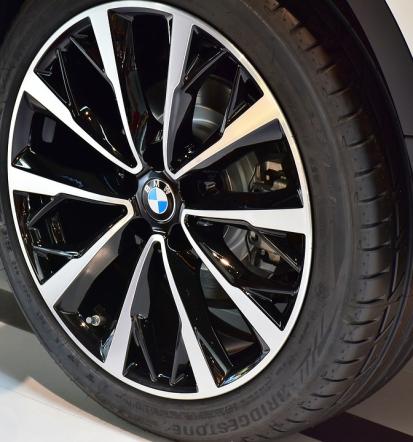 Ugodna priprava avtomobila na tehnični pregled Ljubljana