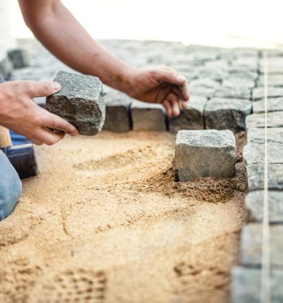 Polaganje naravnega kamna Ljubljana, lepa okolica vaše nepremičnine