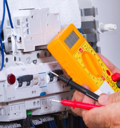 Storitve elektroinženiringa Nova Gorica za varne in zanesljive elektroinštalacije