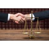 Neli Kandus - notarka