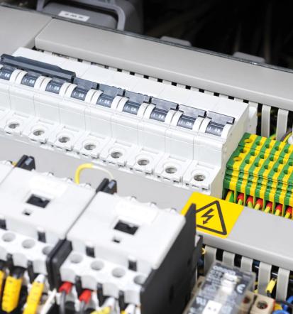 Strokovni elektroinženiring Nova Gorica za sodobne elektro sisteme