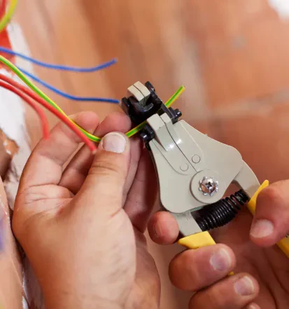 Poceni adaptacije električnih inštalacij Novo mesto