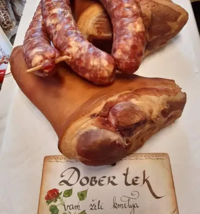 Oddih na turistični kmetiji med Sevnico in Brestanico