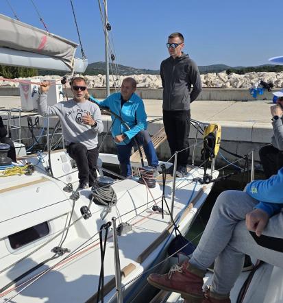 Kvaliteten tečaj jadranja Slovenija