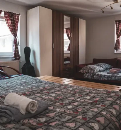 EAL delavnice in oddajanje sob Bohinj
