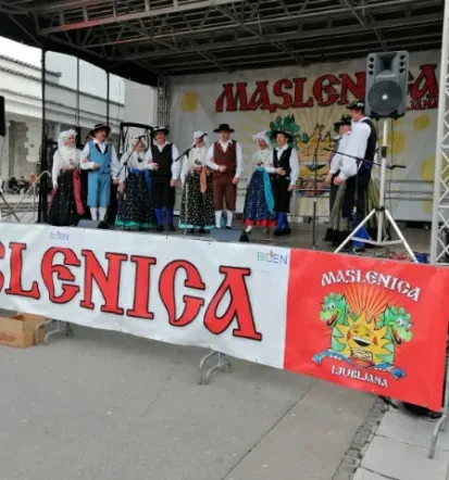Tradicionalni slovenski plesi v Osrednji Sloveniji