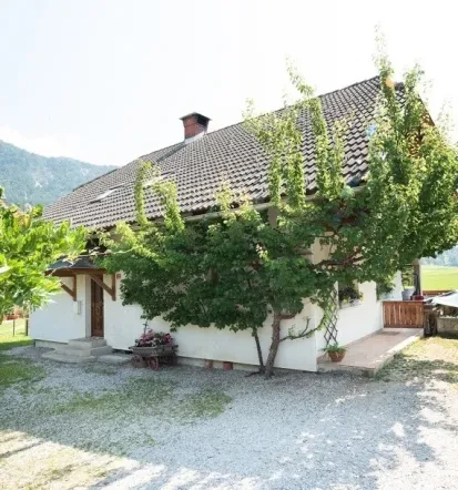 Apartma Žirovnica