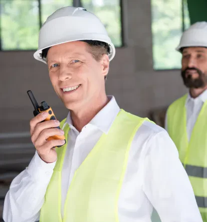 Nakup ali izposoja radijskih postaj Motorola Solutions