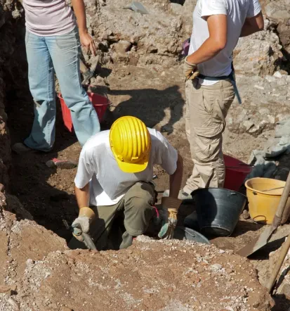 Gradbeništvo in zemeljska dela Obala, Primorska za hiše in objekte