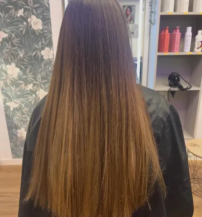 Kozmetični salon Novo mesto manikura pedikura
