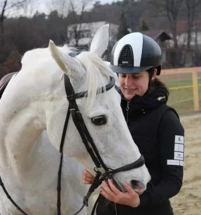 Konjeniški klub in šola jahanja Maribor, Miklavžu na Dravskem polju