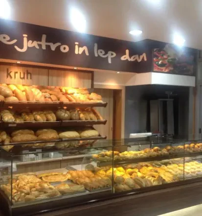 Sveže pekovske dobrote v Sežani