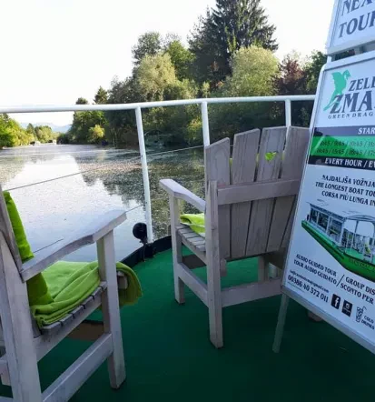 Fantovščine in dekliščine na ladjici Ljubljana za nepozabno zabavo