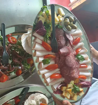 Piknik na ladjici Portorož, Obala