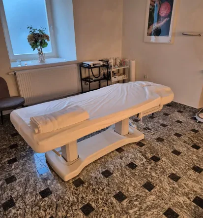 Janimas masaže Novo mesto za sprostitev in regeneracijo