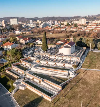 Urejanje in izvedba pokopališč